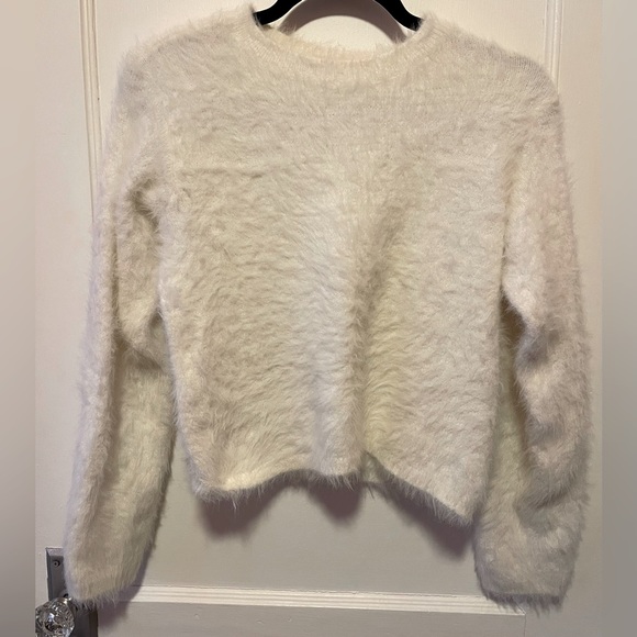 H&M Other - H&M Fuzzy White Sweater Youth 10-12